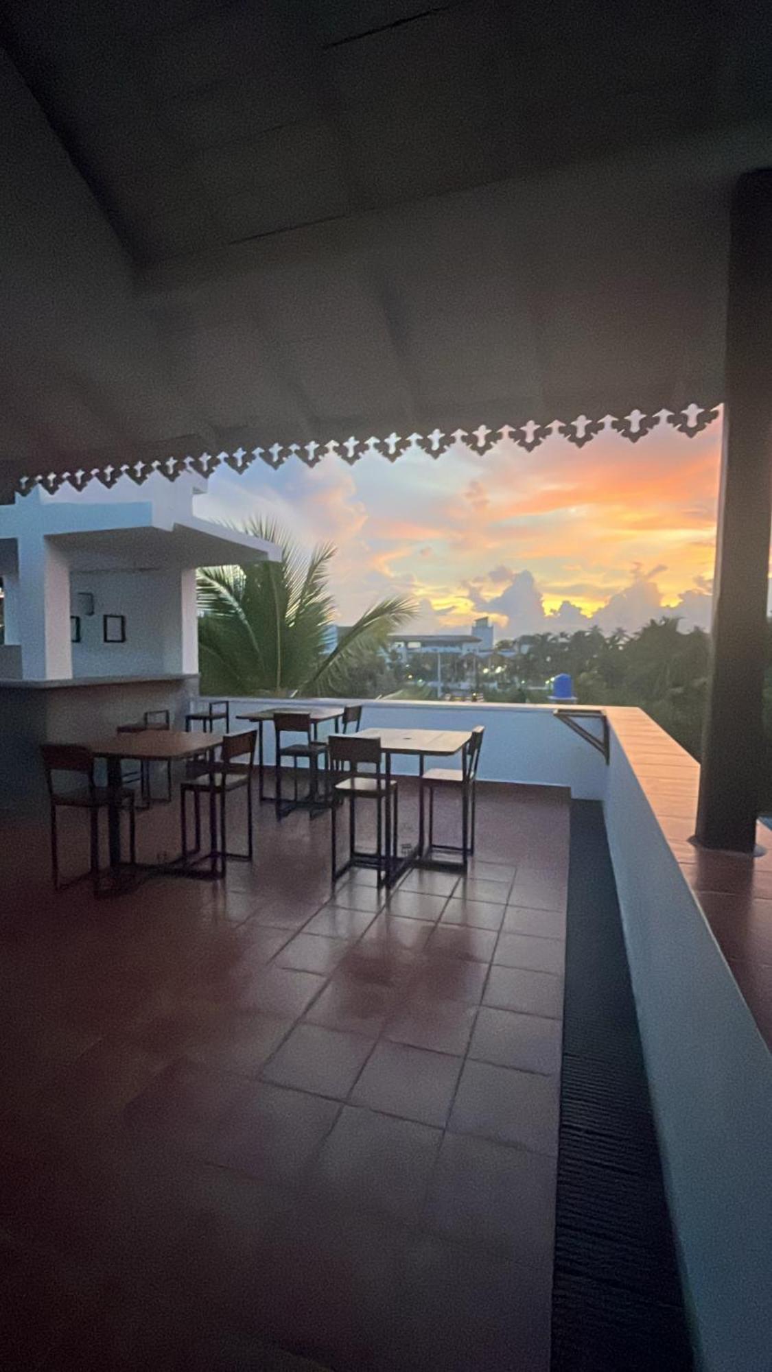 Beach Club Apartments Индурува Экстерьер фото