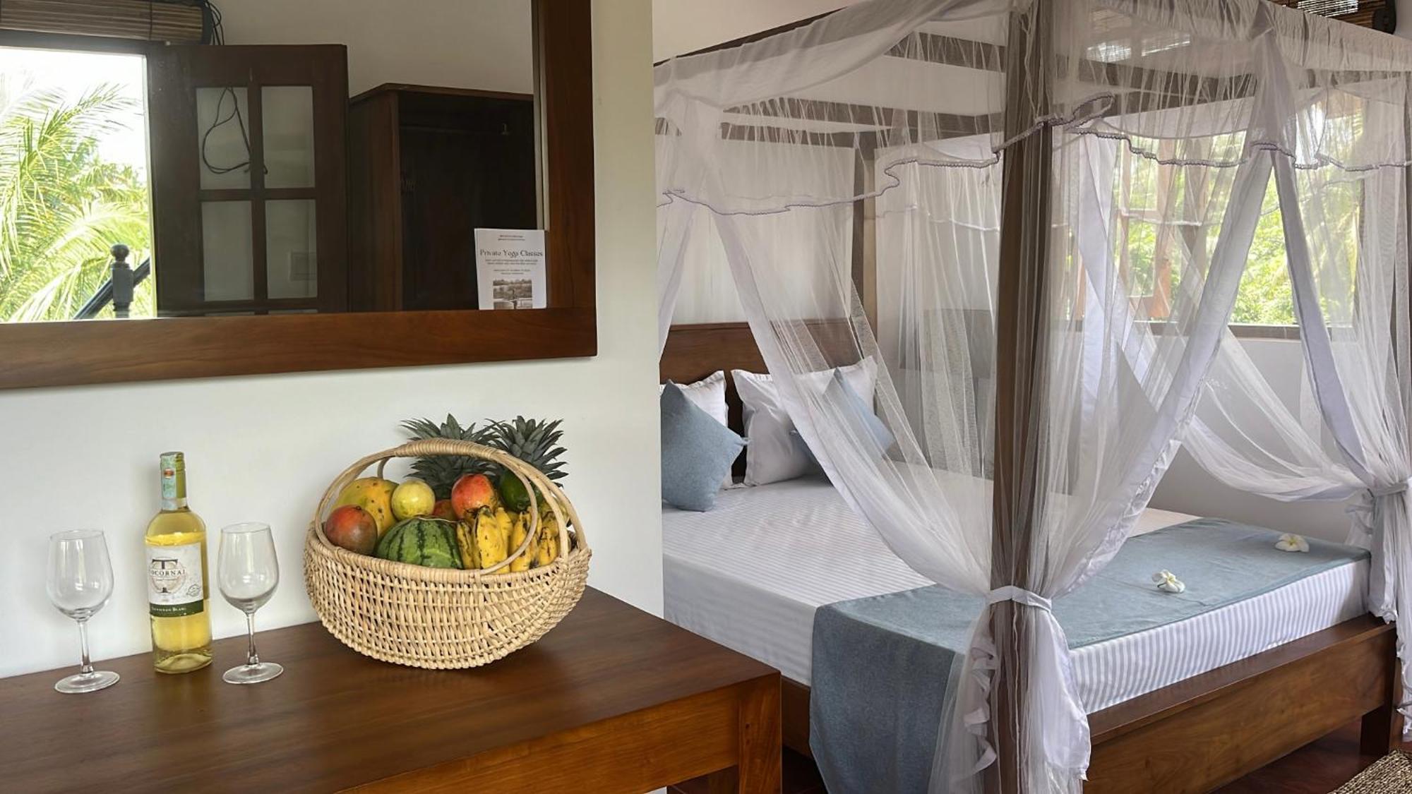 Beach Club Apartments Индурува Экстерьер фото